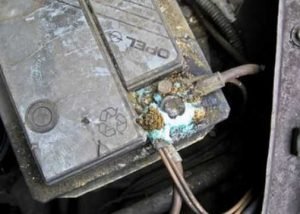 Why does the car boil the battery and how to avoid it?