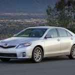 : 2011 Toyota Camry Hybrid Front Side View