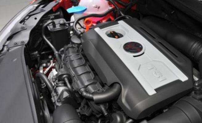 2012 Volkswagen GTI Cabriolet engine design