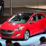 : 2013 Hyundai Elantra GT Frontside Angle Image1