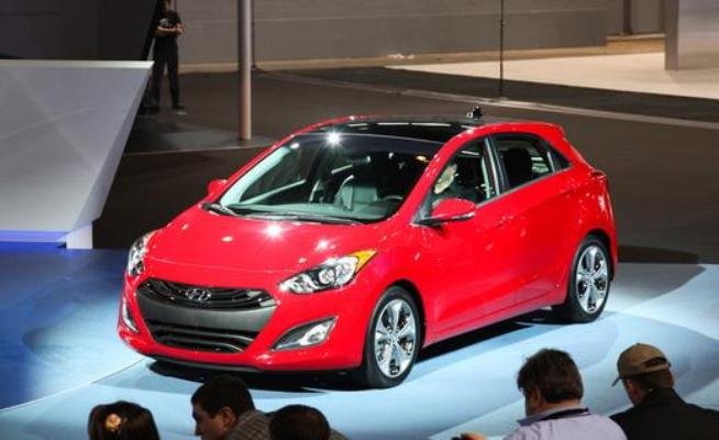 2013 Hyundai Elantra GT-frontside angle-view