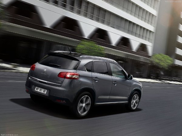 2013 Peugeot 4008-rearside angle-view